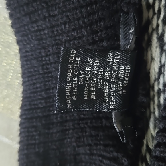 Winter Fair Isle Knit Skirt - Picture 4 of 7